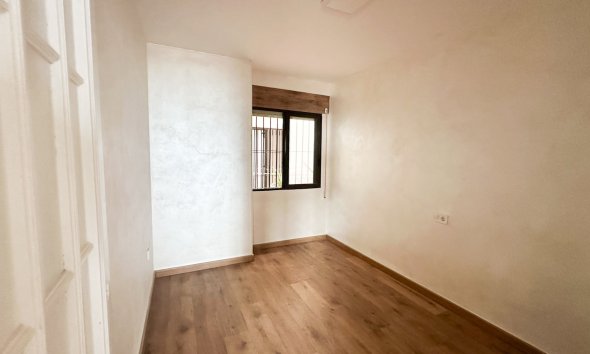 Rynek Wtórny - Apartament / Duplex - Torrevieja - Playa de los Locos