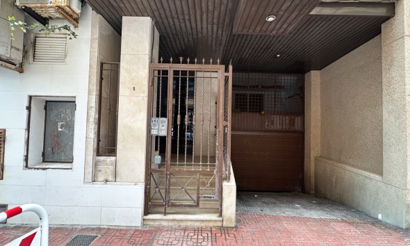 Rynek Wtórny - Apartament / Duplex - Torrevieja - Playa de los Locos