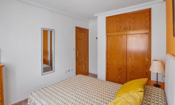 Rynek Wtórny - Apartament / Duplex - Torrevieja - Estacion de autobuses
