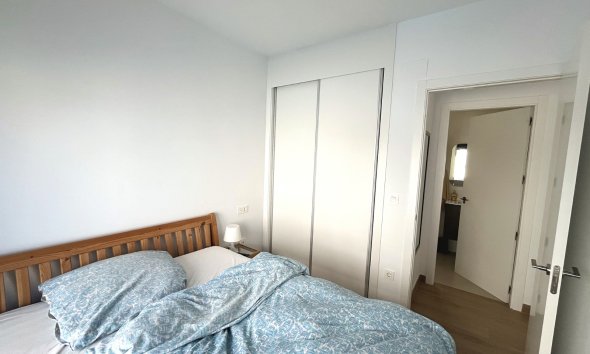 Resale - Villa / House - Ciudad Quesada - Pueblo Bravo