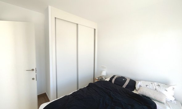 Resale - Villa / House - Ciudad Quesada - Pueblo Bravo