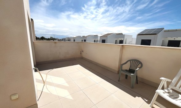 Resale - Villa / House - Ciudad Quesada - Pueblo Bravo