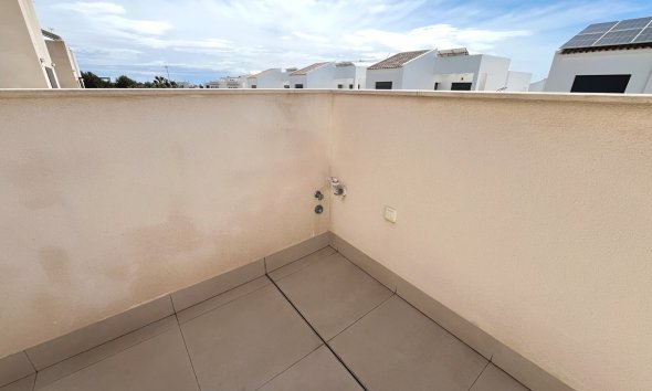 Resale - Villa / House - Ciudad Quesada - Pueblo Bravo