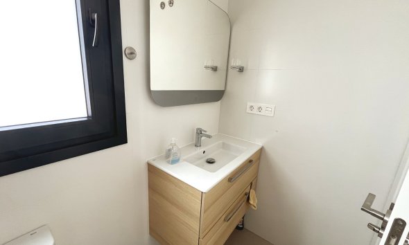 Resale - Villa / House - Ciudad Quesada - Pueblo Bravo