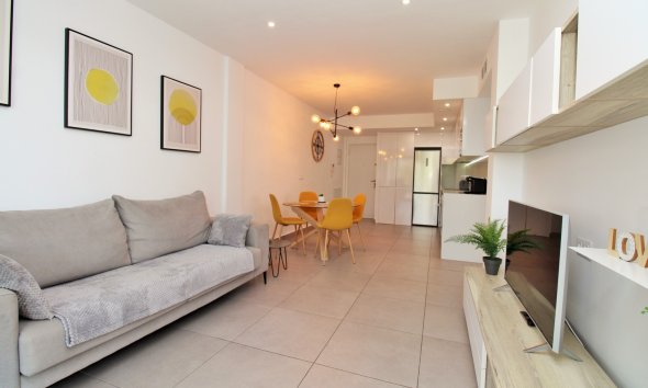 Resale - Apartament / Duplex - Orihuela Costa - Villamartín