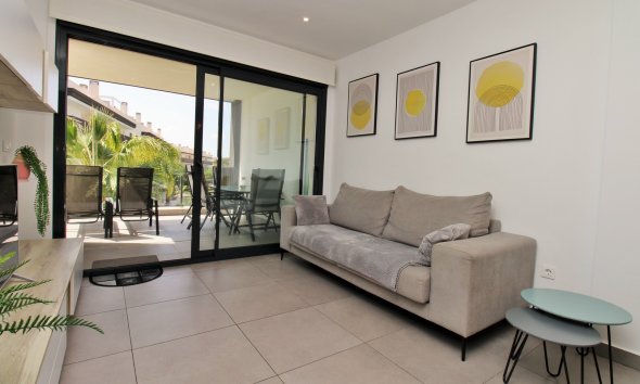 Resale - Apartament / Duplex - Orihuela Costa - Villamartín