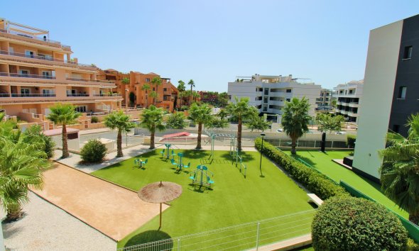 Resale - Apartament / Duplex - Orihuela Costa - Villamartín