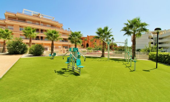 Resale - Apartament / Duplex - Orihuela Costa - Villamartín