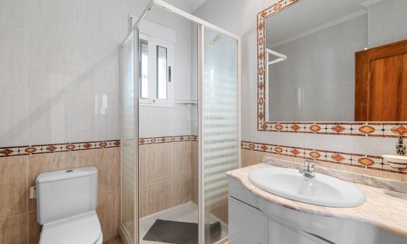 Reventa - Villa / Casa - Guardamar del Segura
