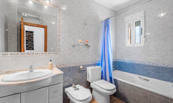 Reventa - Villa / Casa - Guardamar del Segura