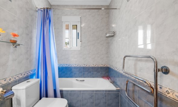 Reventa - Villa / Casa - Guardamar del Segura