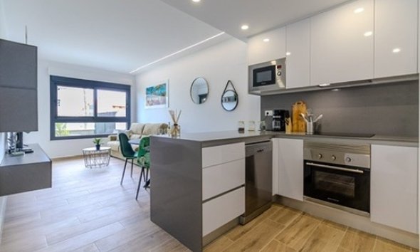 Resale - Apartament / Duplex - Orihuela Costa - Las Filipinas