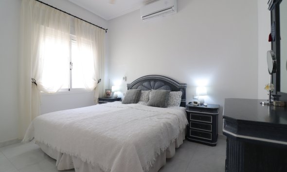 Resale - Villa / House - Ciudad Quesada - La Marquesa Golf