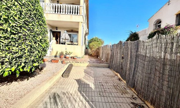 Resale - Apartament / Duplex - Orihuela Costa - Cabo Roig