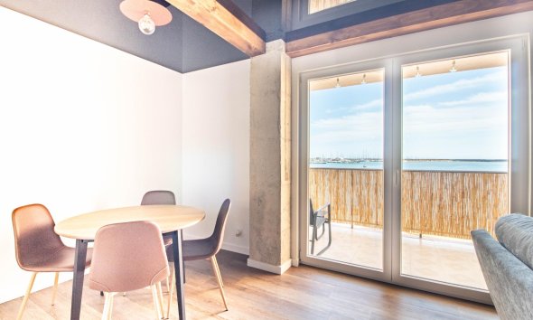 Resale - Apartament / Duplex - Torrevieja - Acequion