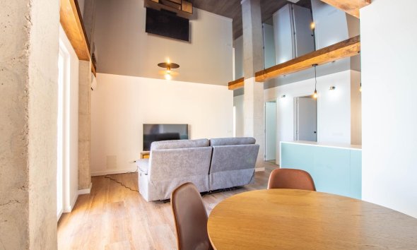 Resale - Apartament / Duplex - Torrevieja - Acequion