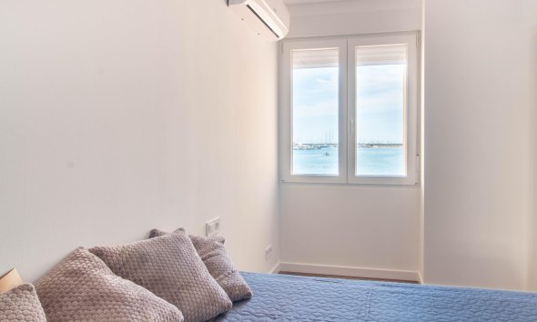 Resale - Apartament / Duplex - Torrevieja - Acequion