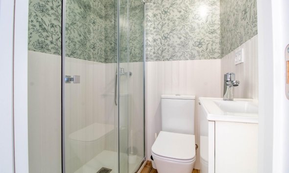 Resale - Apartament / Duplex - Torrevieja - Acequion
