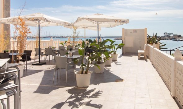 Resale - Apartament / Duplex - Torrevieja - Acequion