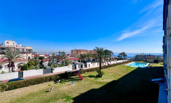 Resale - Apartament / Duplex - Torrevieja - Punta Prima