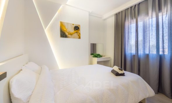 Resale - Apartment / Duplex - Torrevieja - Parque de Las Naciones