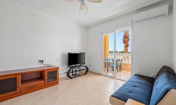 Reventa - Apartamento / Dúplex - Orihuela Costa