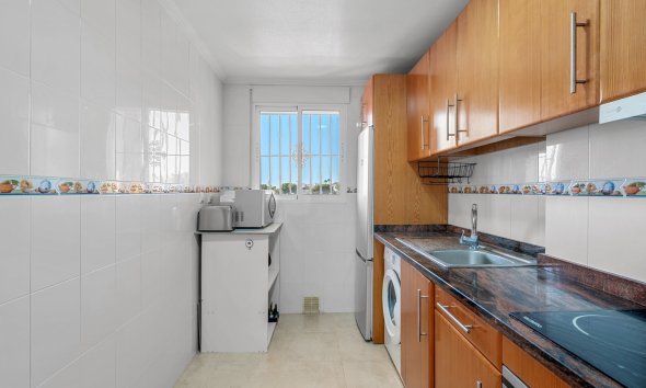 Reventa - Apartamento / Dúplex - Orihuela Costa