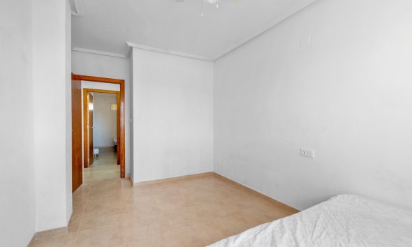 Reventa - Apartamento / Dúplex - Orihuela Costa