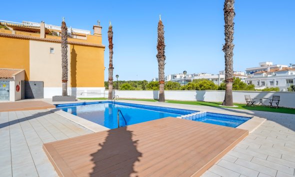 Reventa - Apartamento / Dúplex - Orihuela Costa