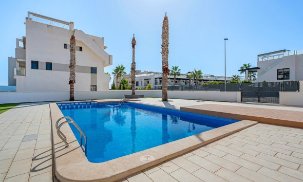 Reventa - Apartamento / Dúplex - Orihuela Costa