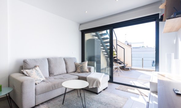 Reventa - Apartamento / Dúplex - Orihuela Costa - Villamartín