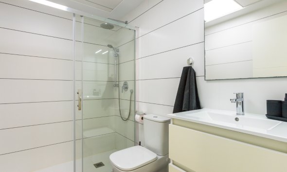 Reventa - Apartamento / Dúplex - Orihuela Costa - Villamartín