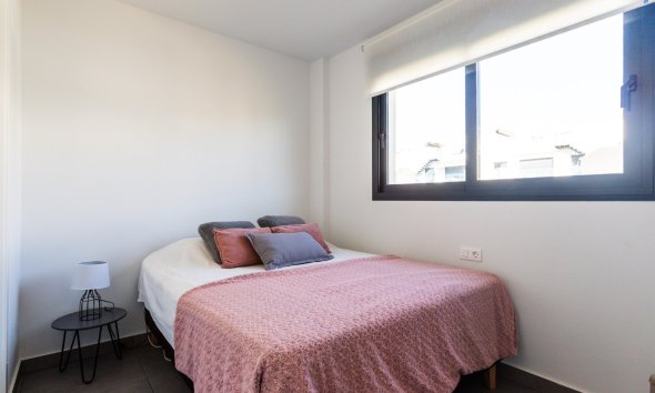 Reventa - Apartamento / Dúplex - Orihuela Costa - Villamartín