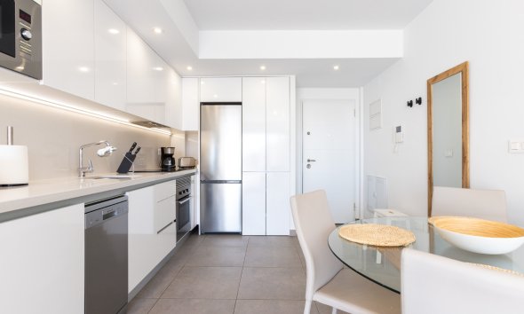 Reventa - Apartamento / Dúplex - Orihuela Costa - Villamartín