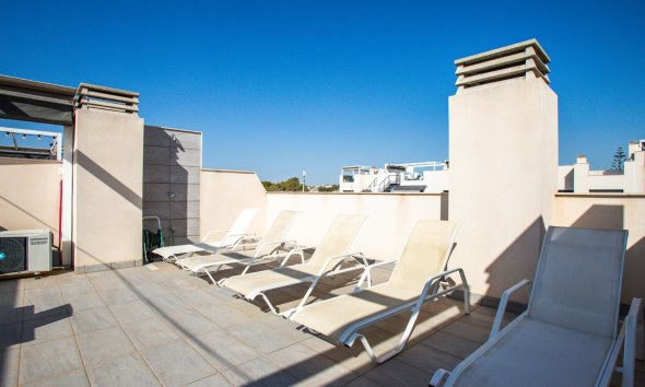 Reventa - Apartamento / Dúplex - Orihuela Costa - Villamartín