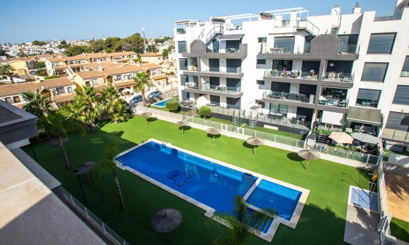 Reventa - Apartamento / Dúplex - Orihuela Costa - Villamartín