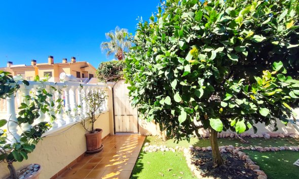 Resale - Apartament / Duplex - Orihuela Costa - Cabo Roig