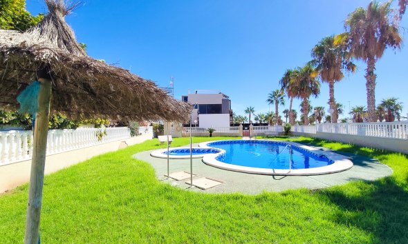 Resale - Apartament / Duplex - Orihuela Costa - Cabo Roig