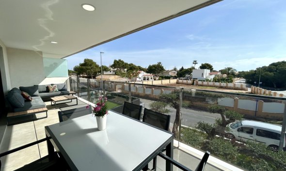 Reventa - Apartamento / Dúplex - Dehesa de campoamor - Campoamor