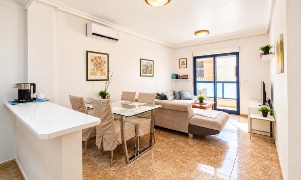 Reventa - Apartamento / Dúplex - Orihuela Costa - La Regia