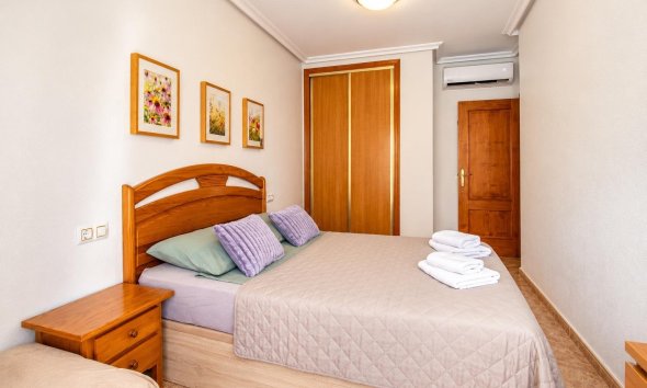 Reventa - Apartamento / Dúplex - Orihuela Costa - La Regia