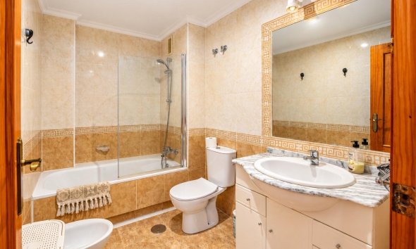 Reventa - Apartamento / Dúplex - Orihuela Costa - La Regia