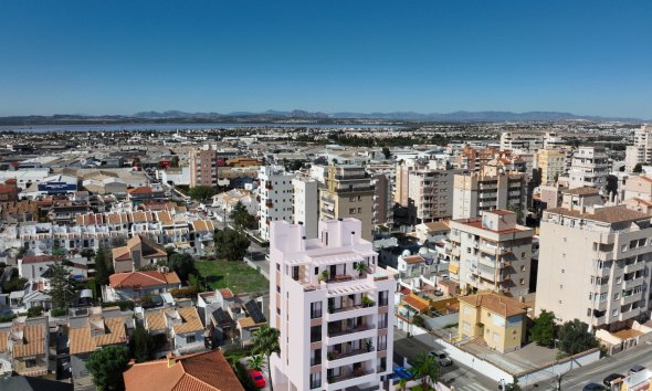 Reventa - Apartamento / Dúplex - Torrevieja
