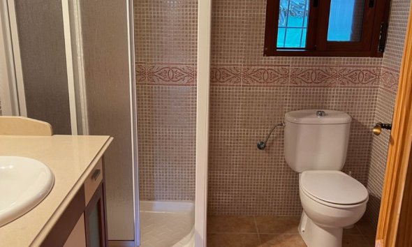 Reventa - Villa / Casa - Orihuela Costa - Punta Prima