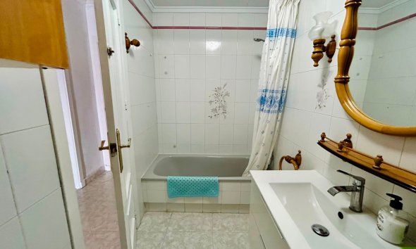 Reventa - Apartamento / Dúplex - Torrevieja - Playa de los Locos