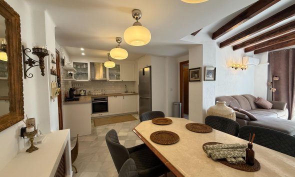 Reventa - Apartamento / Dúplex - Torrevieja - Playa de los Locos