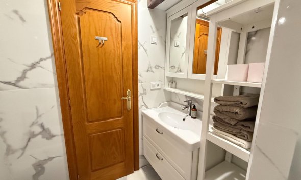 Reventa - Apartamento / Dúplex - Torrevieja - Playa de los Locos