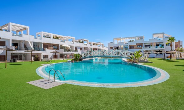Resale - Apartament / Duplex - Torrevieja - Los Balcones - Los Altos del Edén