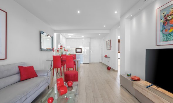 Resale - Apartament / Duplex - Torrevieja - Los Balcones - Los Altos del Edén