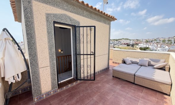Resale - Villa / House - Orihuela Costa - Villamartín